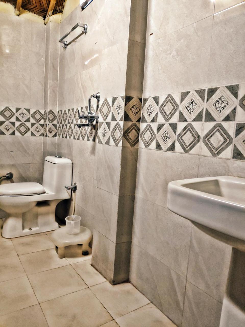 Garud Chatti River Resort Rishīkesh Zewnętrze zdjęcie